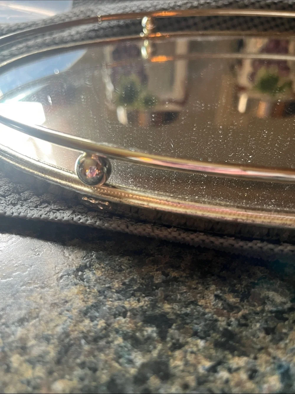 Silver Accent Oval Vanity Tray - Mirror Finish